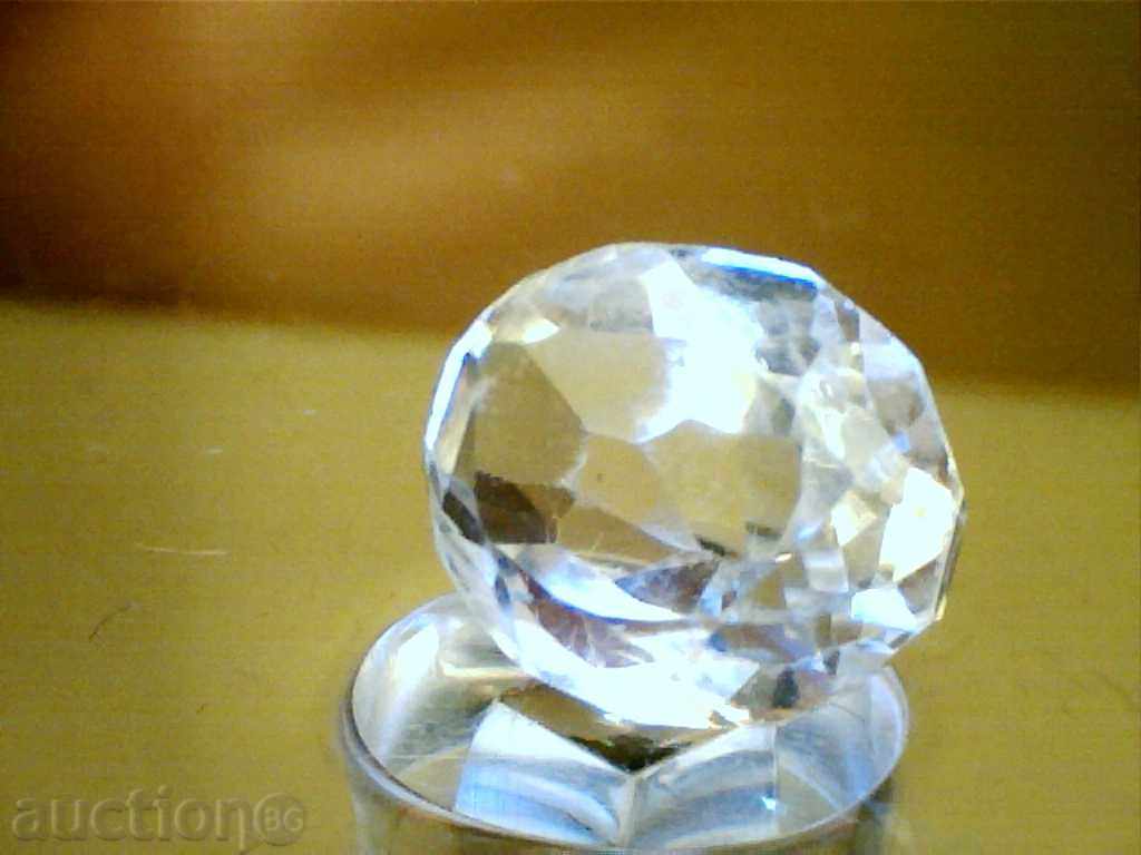 GORGEOUS NATURAL WHITE TOPAZ cu preț 47.00 BGN | € 24.03 GORGEOUS NATURAL WHITE TOPAZ cu preț 47.00 BGN | € 24.03