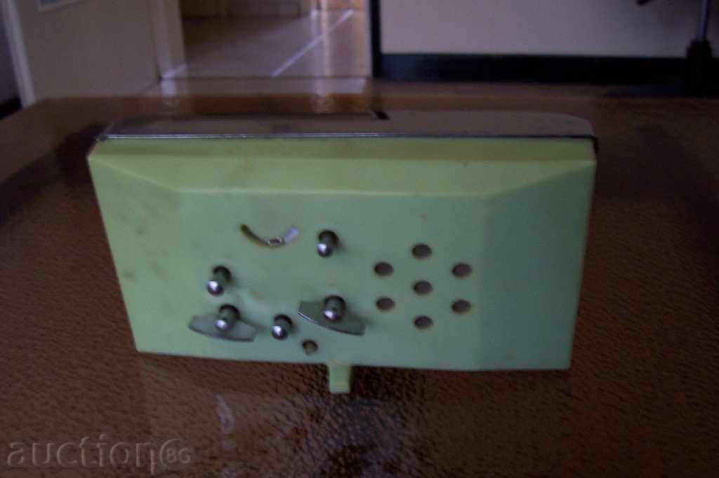 Μηχανικό ξυπνητήρι - HERO με τιμή 29.00 BGN | € 14.83 Μηχανικό ξυπνητήρι - HERO με τιμή 29.00 BGN | € 14.83