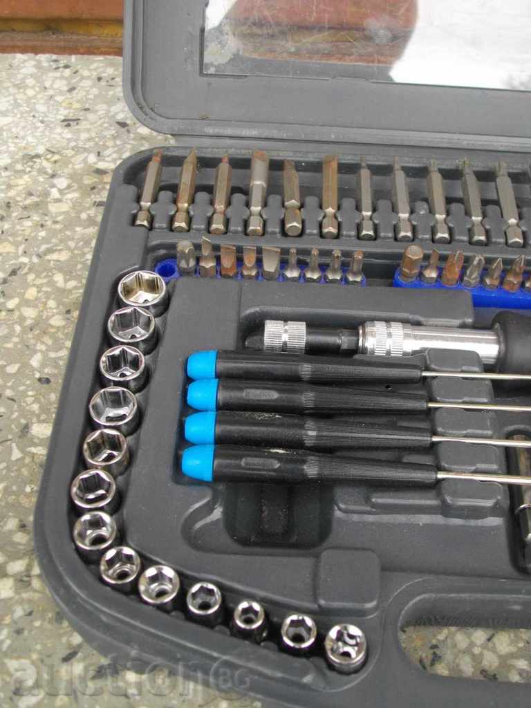 Auction Screwdriver with nozzle set Auction Screwdriver with nozzle set