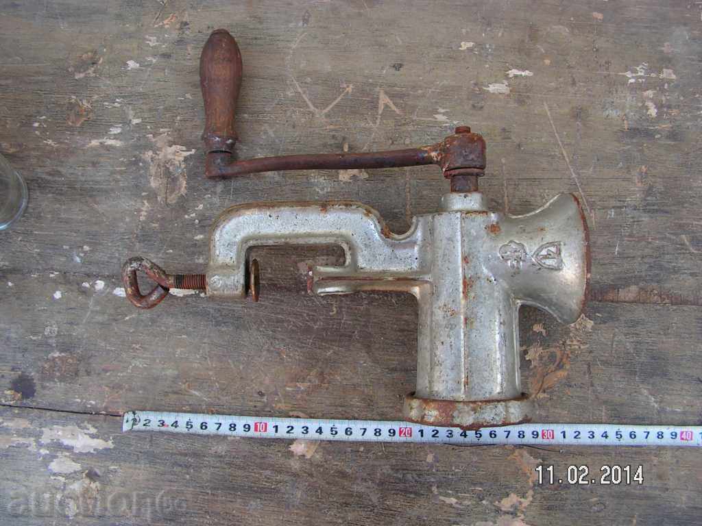 2145. MEAT with price 15.00 BGN | € 7.67 2145. MEAT with price 15.00 BGN | € 7.67