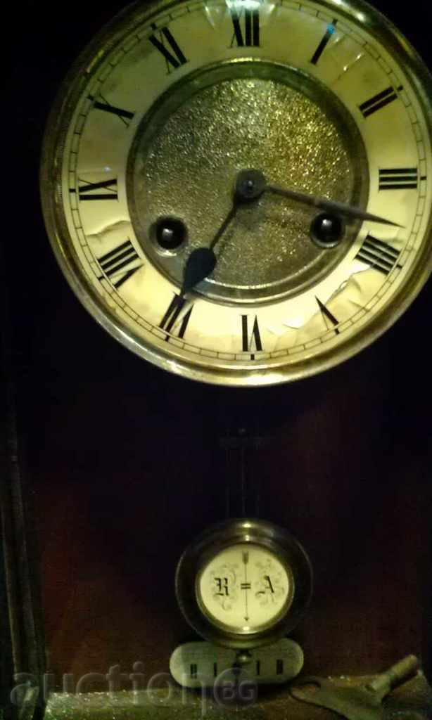 Ceas de perete -Germania-30 au / 70sm.vis. cu preț € 250.00 | 488.96 BGN
