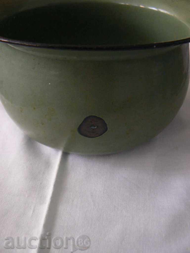 Delivery of An old pot Delivery of An old pot