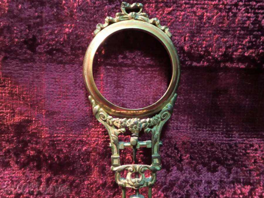 Original pendant from rocking clock-statuette with price 350.00 BGN | € 178.95 Original pendant from rocking clock-statuette with price 350.00 BGN | € 178.95