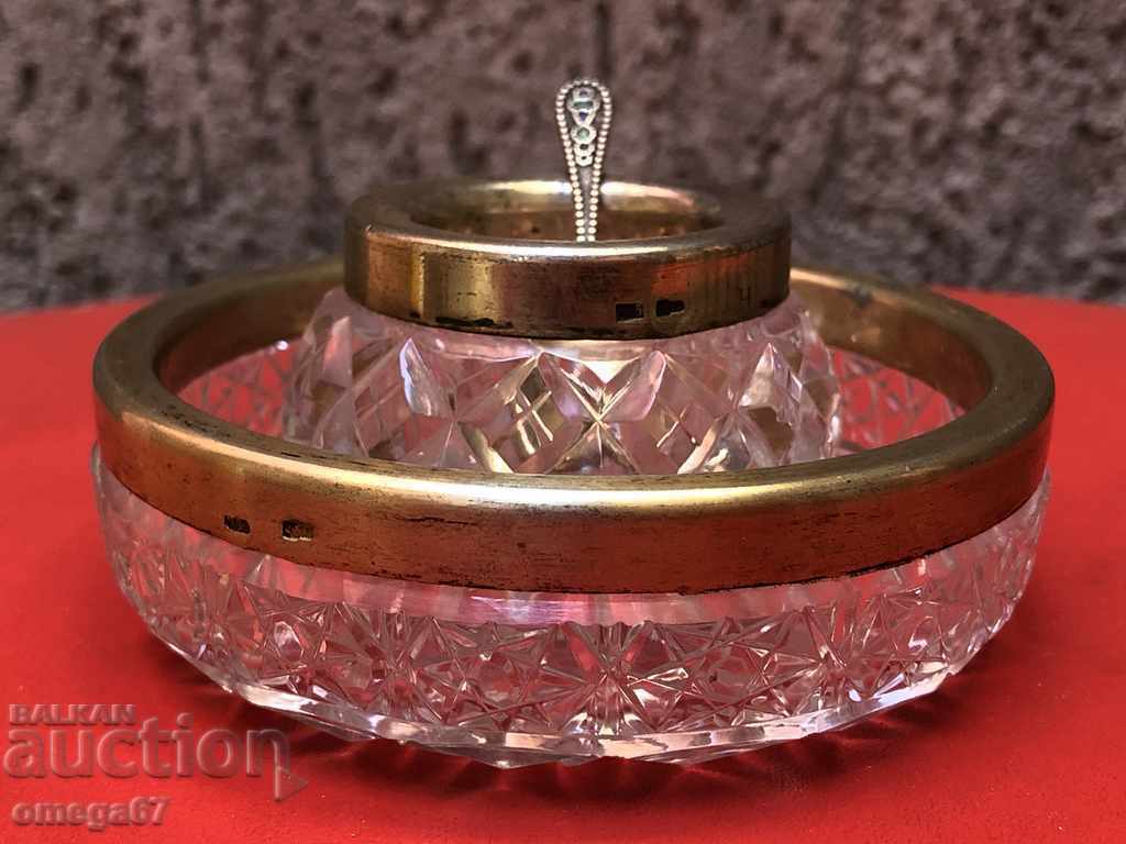 Κρυστάλλινο και ασημένιο σερβίρισμα μαύρου χαβιαριού - ΕΣΣΔ με τιμή € 290.00 | 567.19 BGN