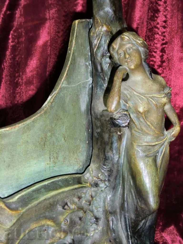 JEWELERY / JEWELERY / JEWELERY / CERAMICS / HEAD OF 20c. with price 400.00 BGN | € 204.52 JEWELERY / JEWELERY / JEWELERY / CERAMICS / HEAD OF 20c. with price 400.00 BGN | € 204.52