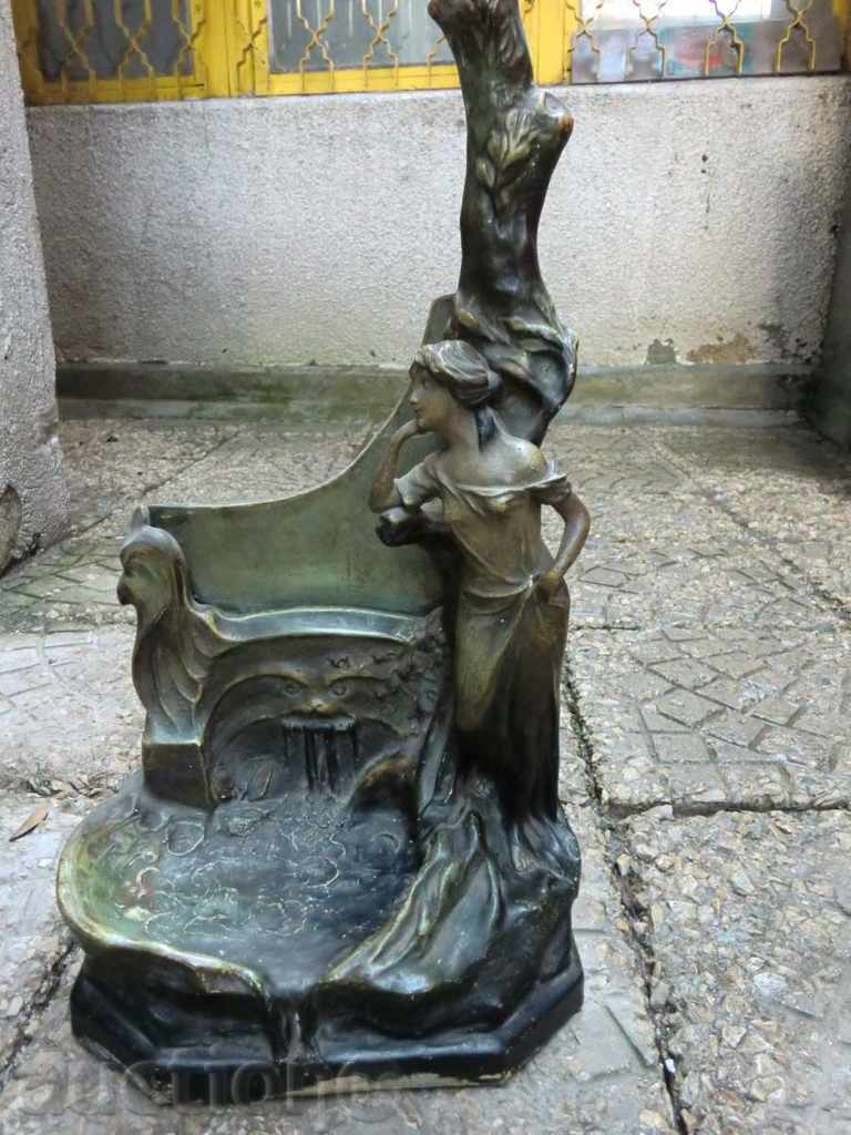 OGLINDĂ/SUPORT PENTRU BIJUTERII/VAZĂ-CERAMICĂ/ÎNCEPUTUL SEC. XX