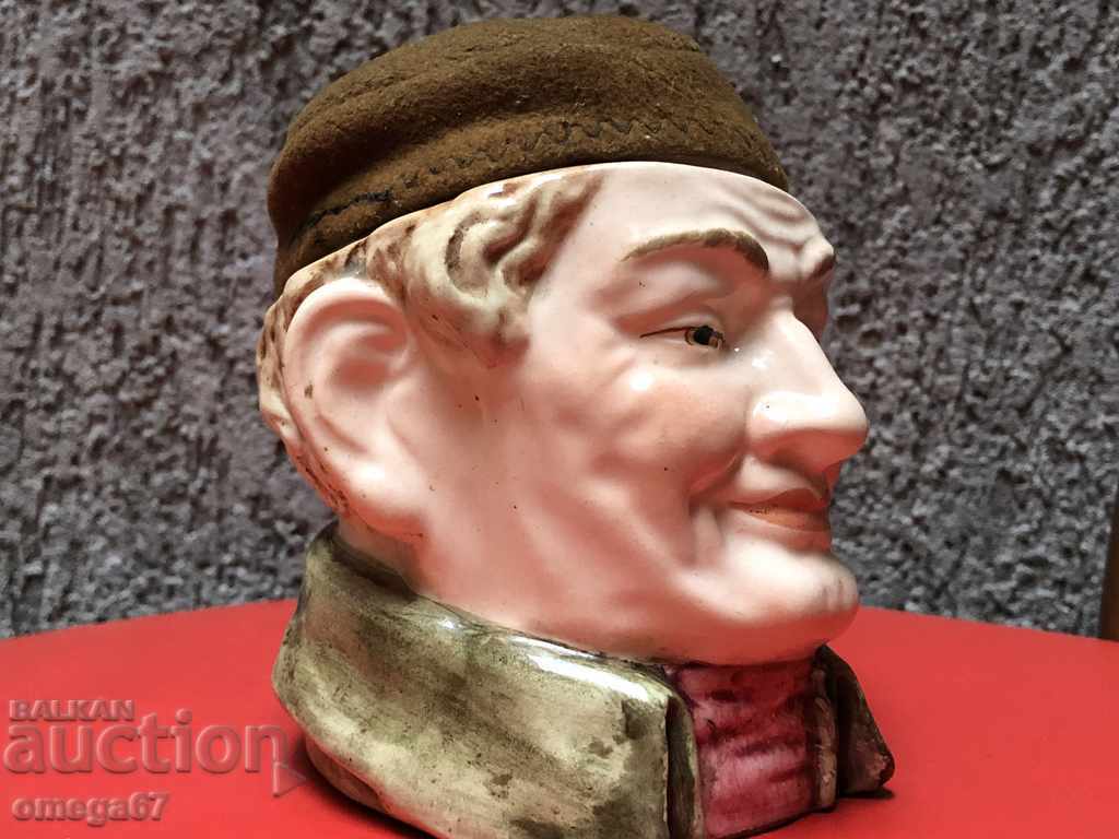 Porcelain head/tobacco box for storing tobacco with price € 45.00 | 88.01 BGN Porcelain head/tobacco box for storing tobacco with price € 45.00 | 88.01 BGN