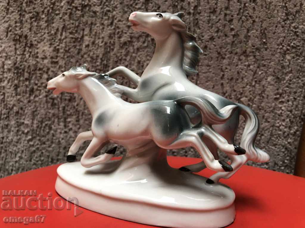 Porcelain figure "Mustangs" Germany 1930s