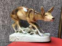 Figurină mare din porțelan, căprioară - Cehoslovacia