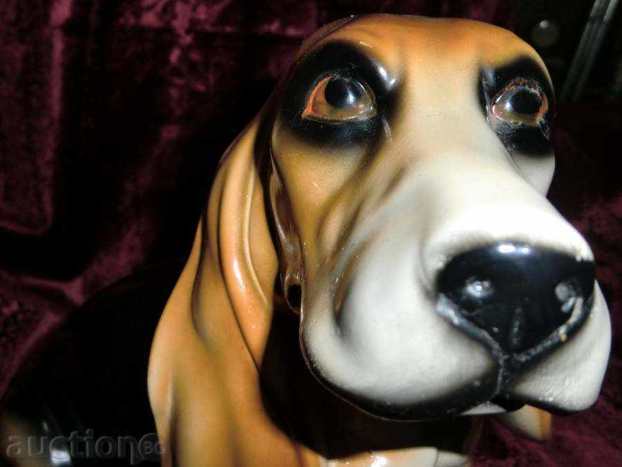 Basset / ceramic / 26cm. / 26cm long / 13cm / width / about 1 kg. - 5 Basset / ceramic / 26cm. / 26cm long / 13cm / width / about 1 kg. - 5