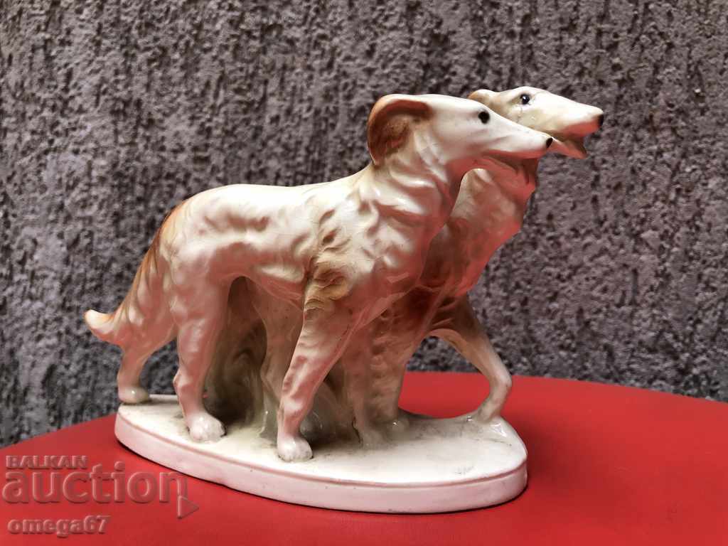 Figurină de porțelan, compoziție ogari Borzoi Figurină de porțelan, compoziție ogari Borzoi