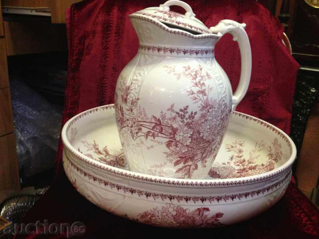 LEGEND AND WASH BASIN / Societe Ceramique Maestricht 1836-1969 with price € 499.00 | 975.96 BGN