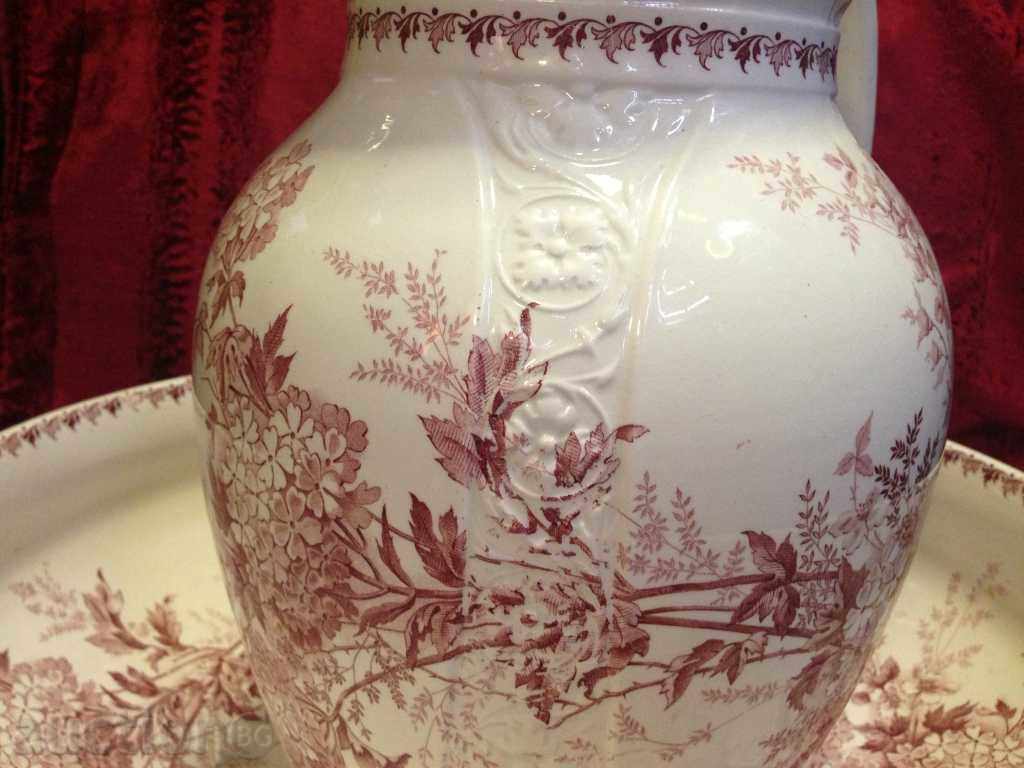 Delivery of LEGEND AND WASH BASIN / Societe Ceramique Maestricht 1836-1969