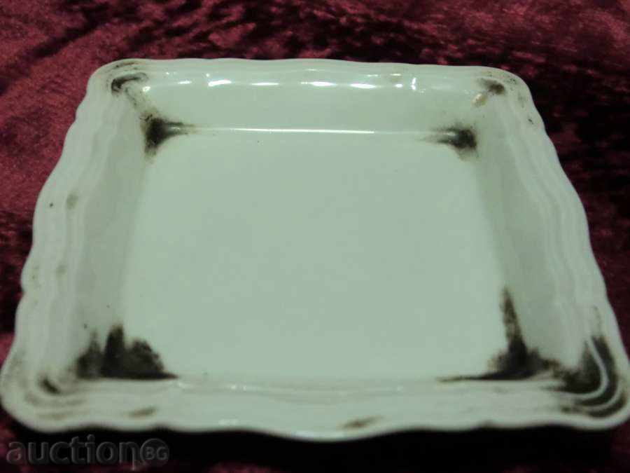 Auction  Порцеланов Пепелник-Rosenthal / CHIPPENDALE --- Нак.XXv .---