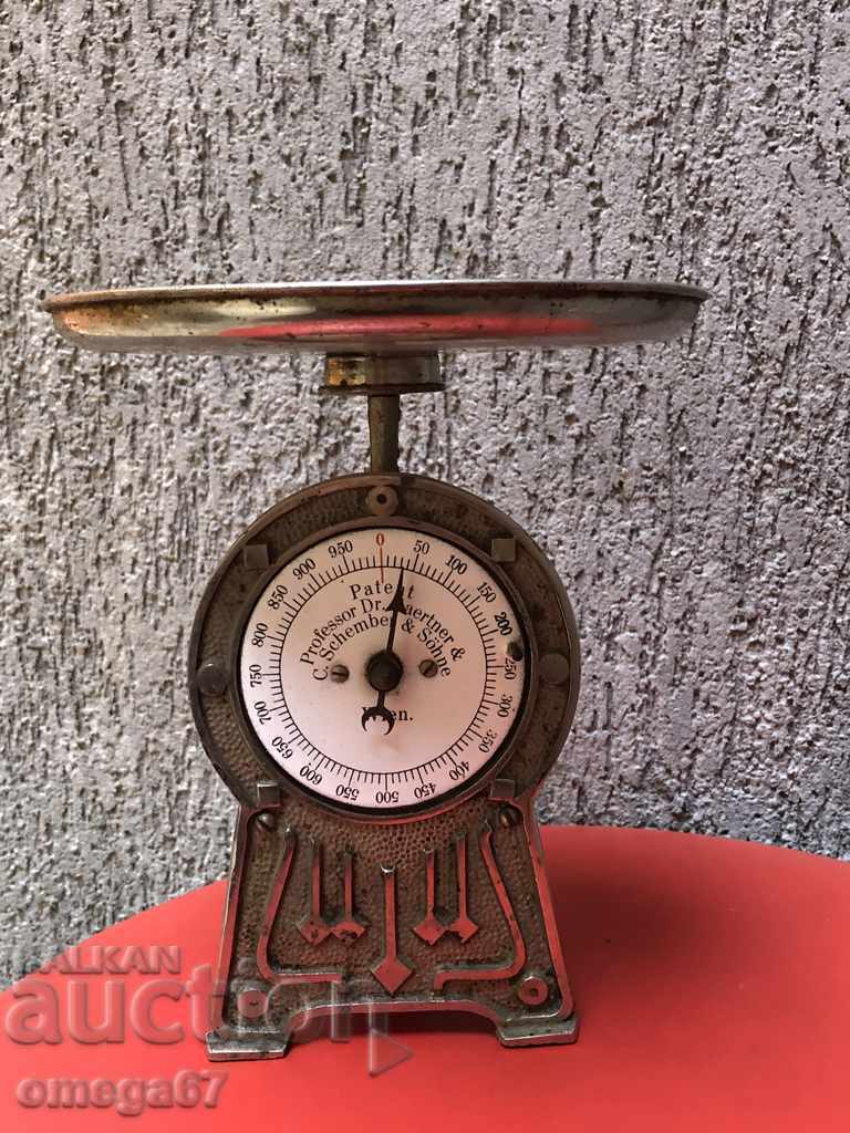 Postal scale from the beginning of the 20th century
