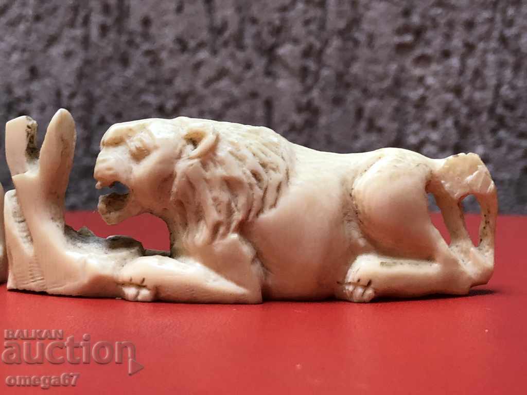 Lot of ivory /47.4 g/ 2.5 cm height - 5