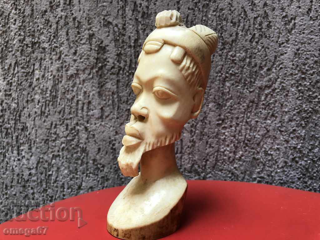 Ivory, Fine Item, Male Figure with price € 600.00 | 1173.50 BGN Ivory, Fine Item, Male Figure with price € 600.00 | 1173.50 BGN