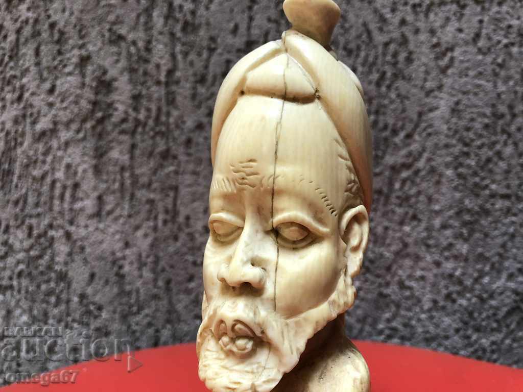 Auction Ivory, fine art, male bust Auction Ivory, fine art, male bust