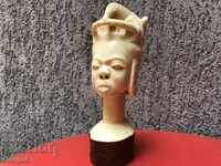 Ivory bust feminin fine