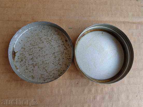 Auction A box of old cosmetic cream, an umbrella, a box, a make-up Auction A box of old cosmetic cream, an umbrella, a box, a make-up