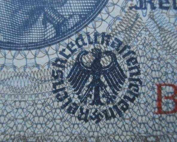 (5) marks 1940-1945 (Swastika) (2) • • • • •) with price 13.50 BGN | € 6.90