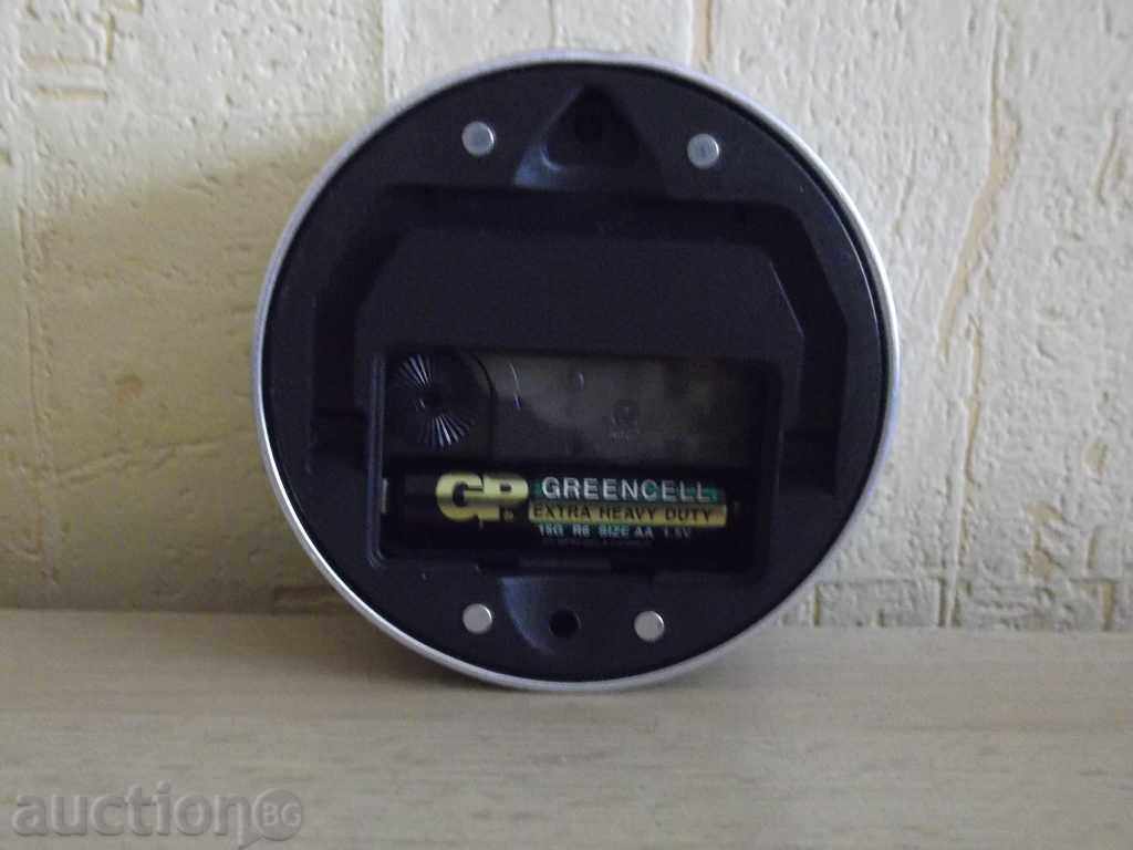 № 1584 - children's watch with price 5.00 BGN | € 2.56 № 1584 - children's watch with price 5.00 BGN | € 2.56