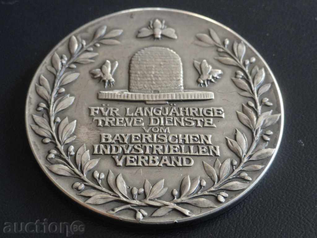 Delivery of German silver medal Delivery of German silver medal