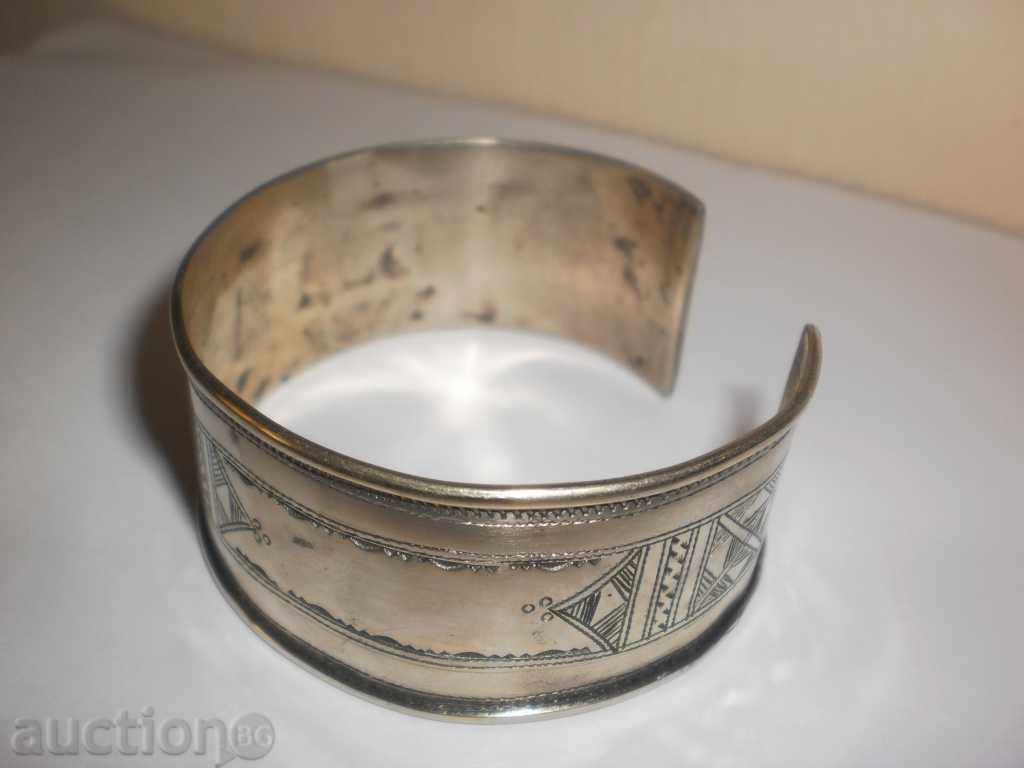 Necklace, earrings and massive bracelet from Africa - 6 Necklace, earrings and massive bracelet from Africa - 6