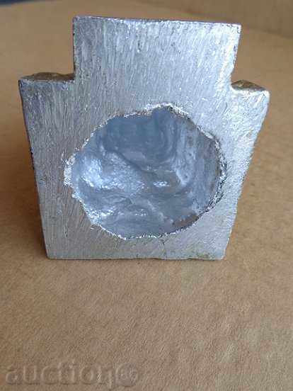 Delivery of Pattern, sculpture, figure, statuette Delivery of Pattern, sculpture, figure, statuette