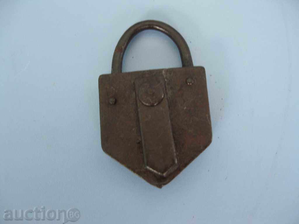 Δημοπρασία παλιά λουκέτο Δημοπρασία παλιά λουκέτο