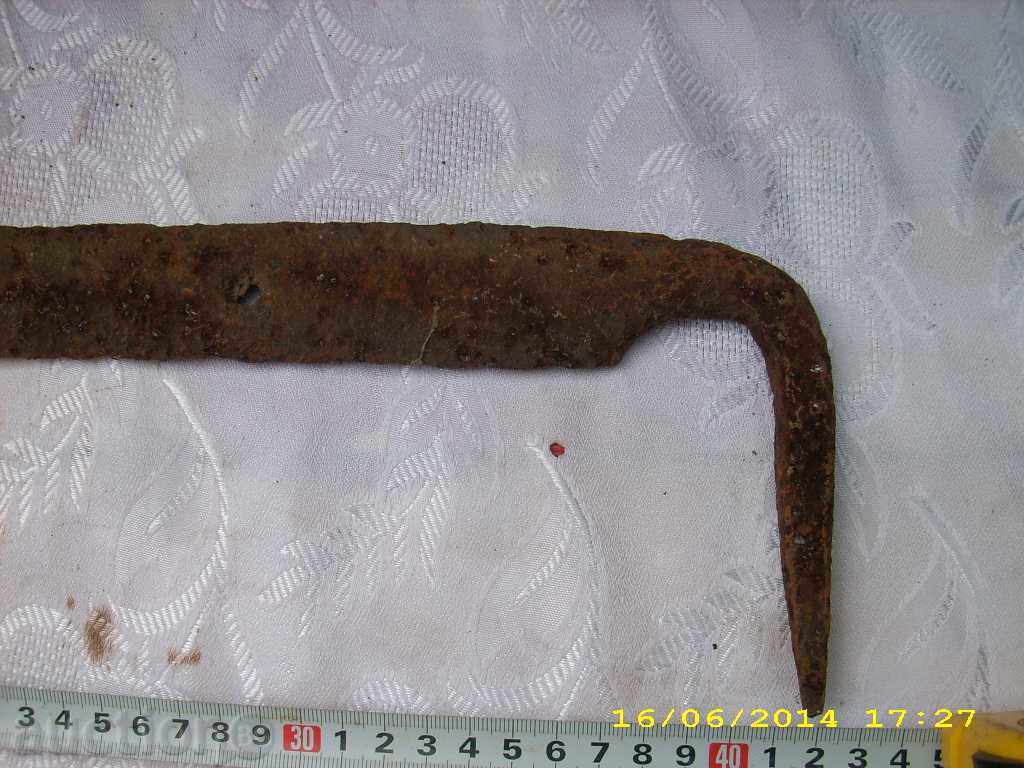 ΠΑΛΙΑ σφυρήλατο ΠΑΠΟΥΤΣΙΑ ξύστρα με τιμή 4.99 BGN | € 2.55