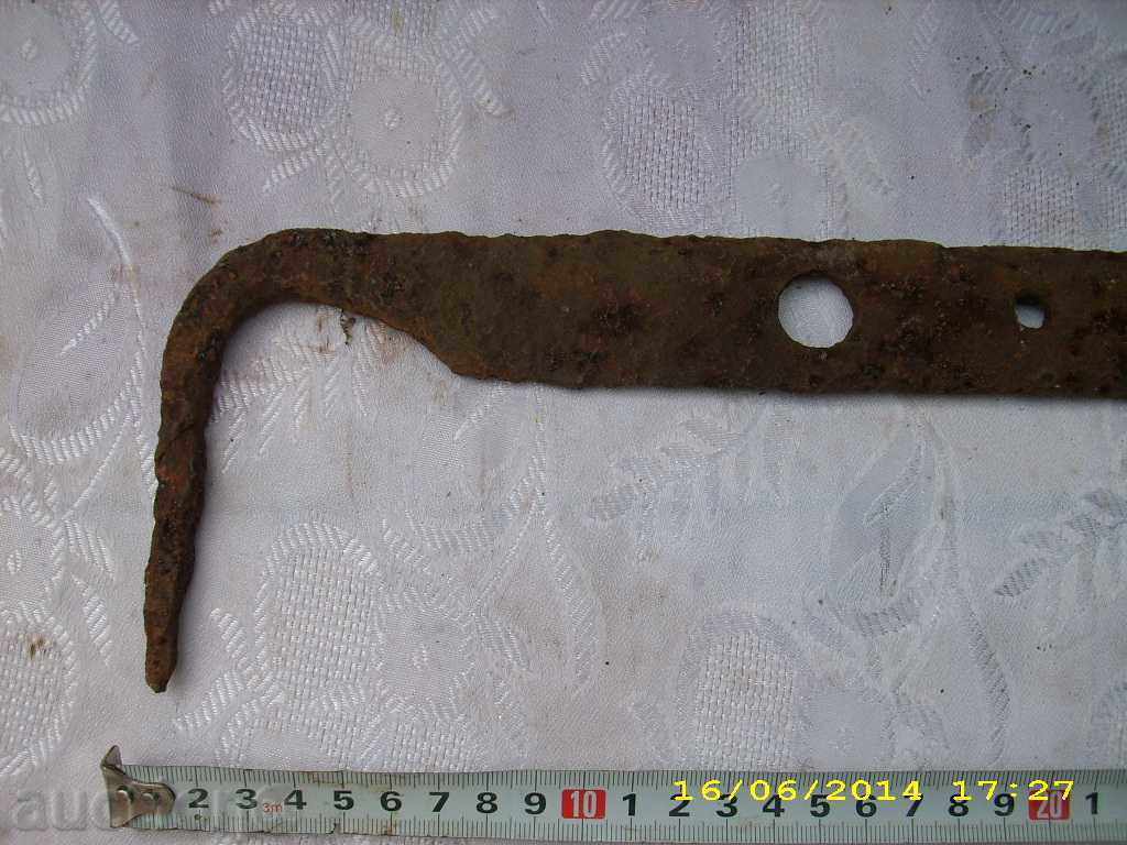 Δημοπρασία ΠΑΛΙΑ σφυρήλατο ΠΑΠΟΥΤΣΙΑ ξύστρα