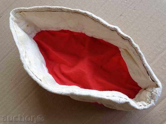 Delivery of An old hat, a cap, a cap Delivery of An old hat, a cap, a cap