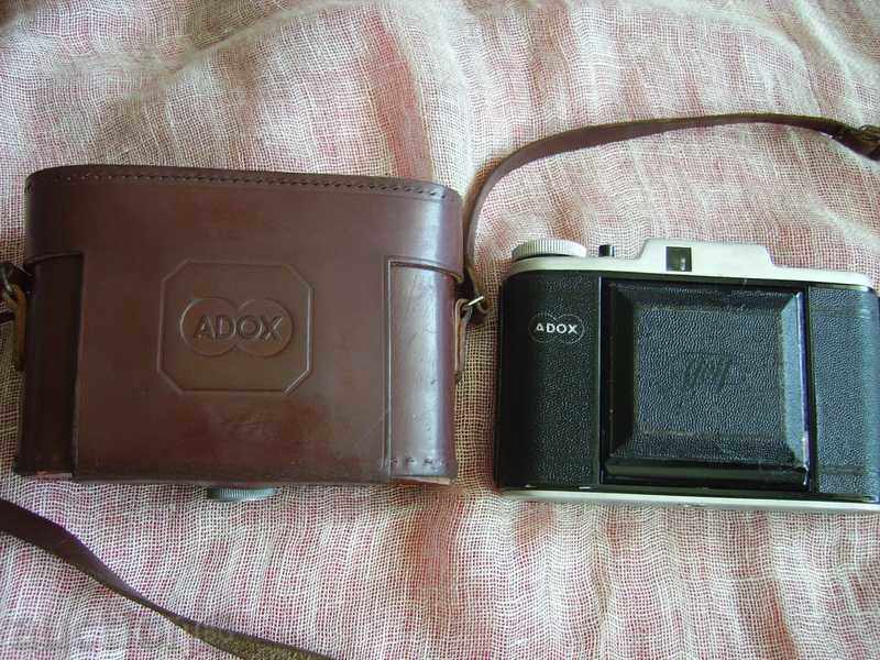 Аукцион Продавам стар фотоапарат с мех "ADOX" Аукцион Продавам стар фотоапарат с мех "ADOX"