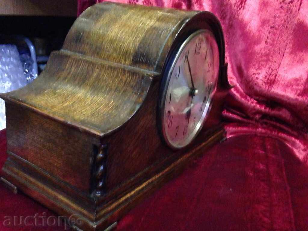 FOOTWEAR FOUR / THIRTY THOMAS RUSSELL & SON - 5