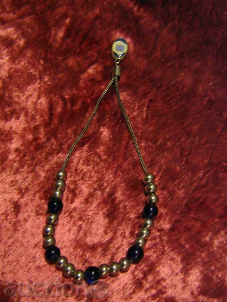 BEAUTIFUL BROKEN with price 35.00 BGN | € 17.90 BEAUTIFUL BROKEN with price 35.00 BGN | € 17.90