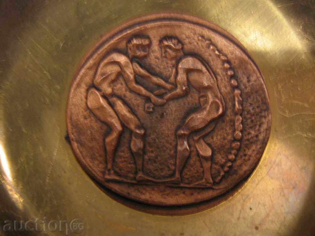 OLD CUP WITH AN ANTIQUE COIN SUCCESS OLD CUP WITH AN ANTIQUE COIN SUCCESS