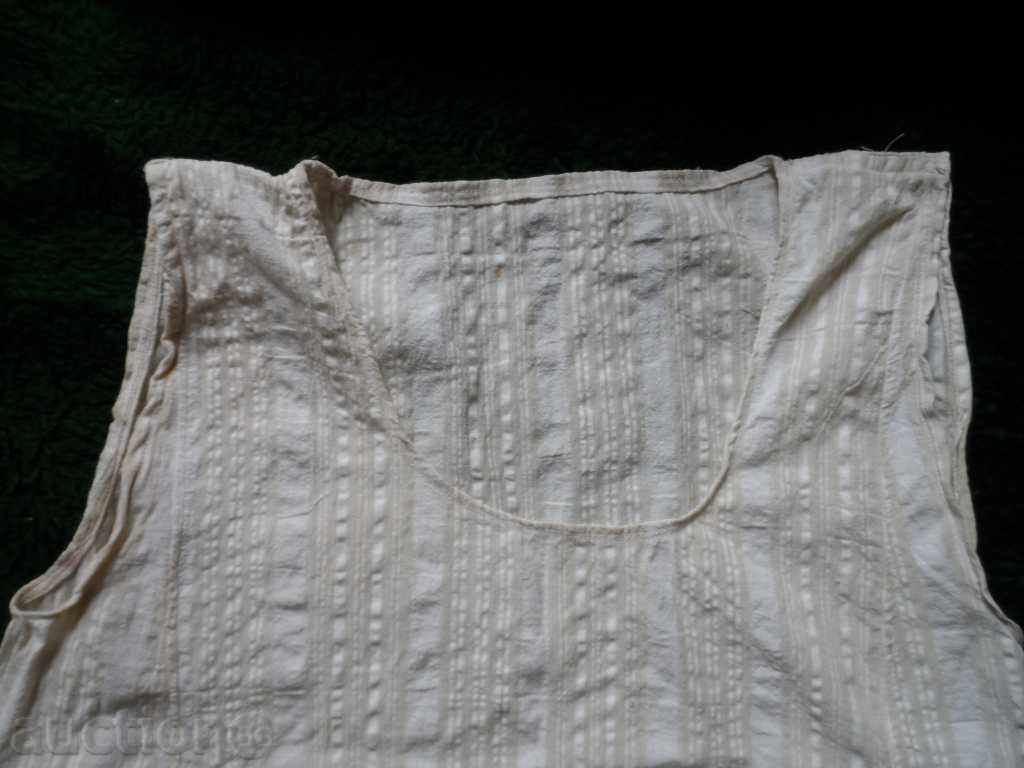 fringed shirt with price 40.00 BGN | € 20.45 fringed shirt with price 40.00 BGN | € 20.45