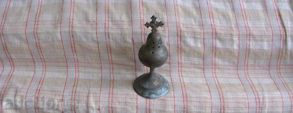 Old bronze censer/censer/ with price 28.00 BGN | € 14.32 Old bronze censer/censer/ with price 28.00 BGN | € 14.32