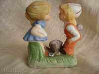 Sell ​​a porcelain figurine
