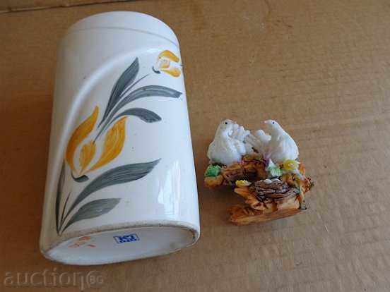 Lot porcelain vase and figurine, statuette, porcelain with price 30.00 BGN | € 15.34 Lot porcelain vase and figurine, statuette, porcelain with price 30.00 BGN | € 15.34