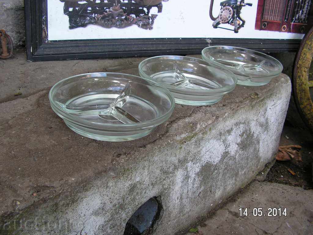 Auction  3021. SERVICE CHINES TROYKA MASSIVE GLASS ONE SINGLE WEIGHT