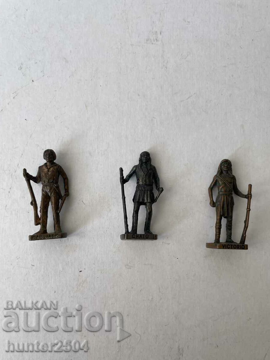 Kinder figurines-3 pcs.