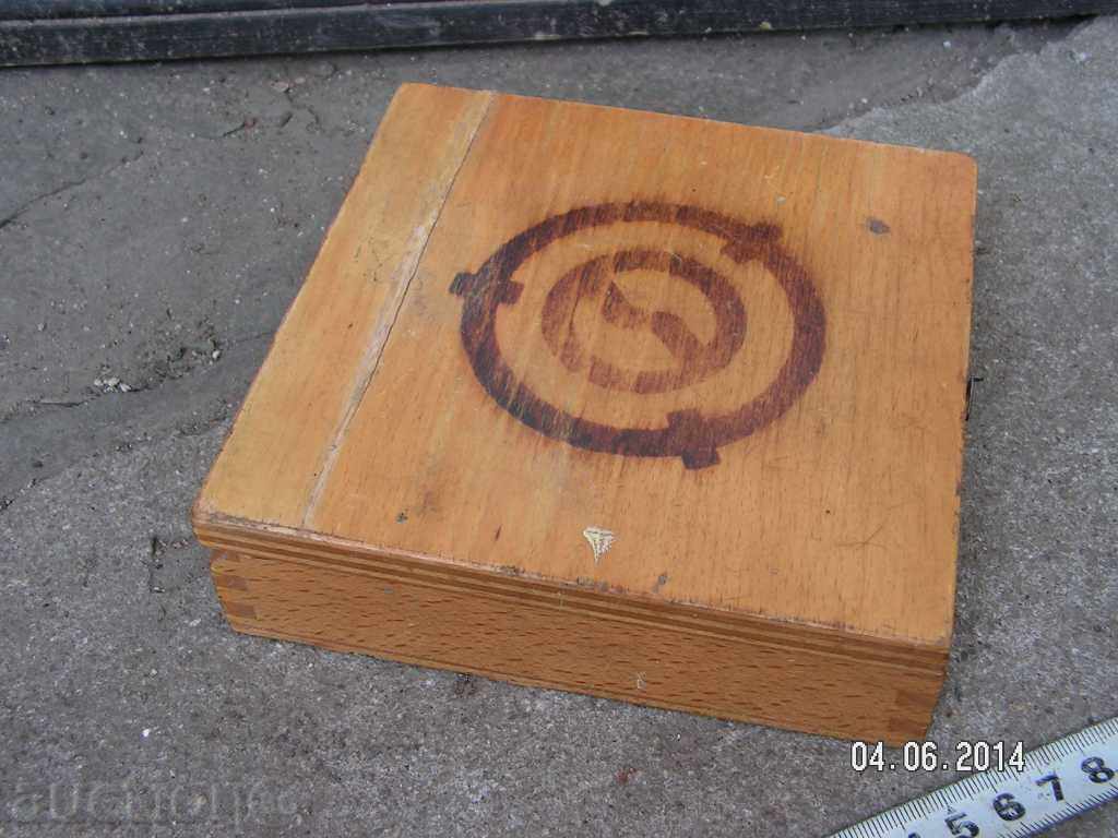 Auction 3224. Wooden box of milling machines / Auction 3224. Wooden box of milling machines /