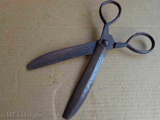 Old hand-forged abadge scissors - 6