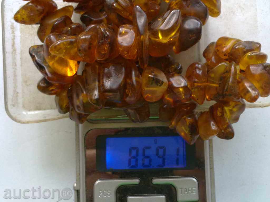 Amber necklace with price 100.00 BGN | € 51.13 Amber necklace with price 100.00 BGN | € 51.13