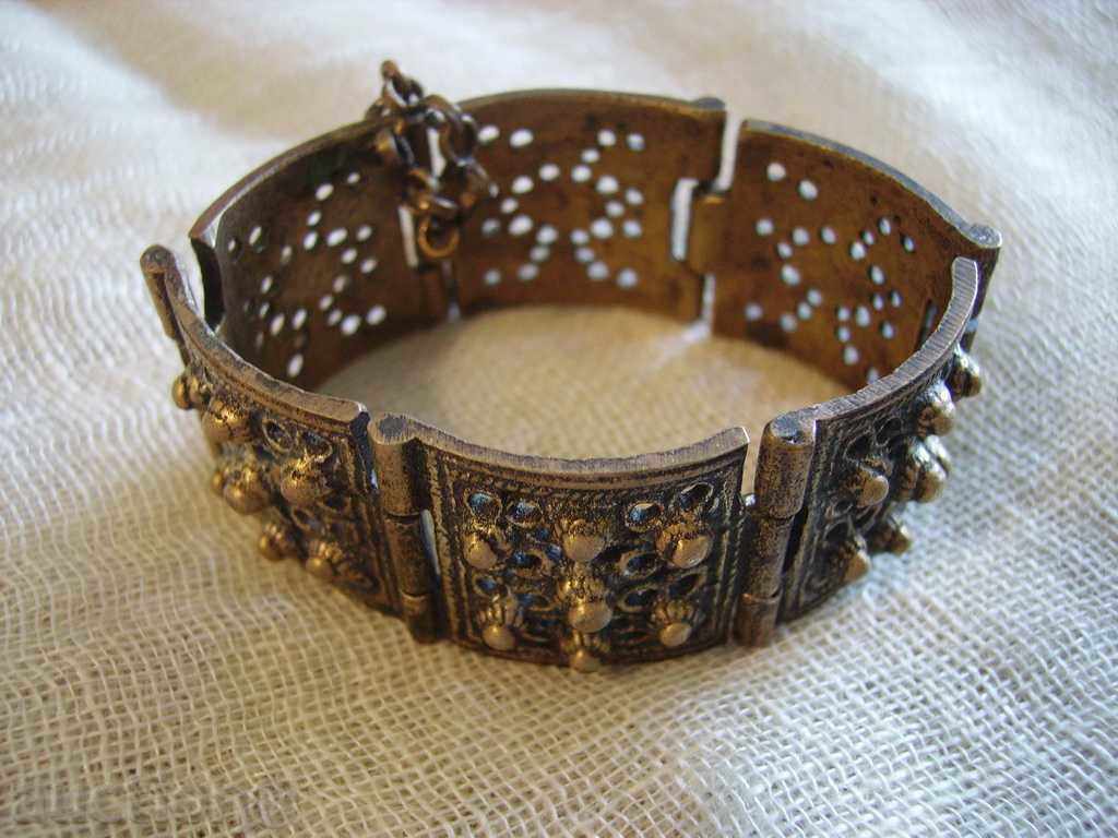 Sell a Renaissance bracelet - 5 Sell a Renaissance bracelet - 5