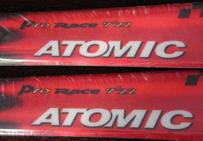 Licitație Copii de schi ATOMICE Pro Race 7'22 - 90 cm - noi Licitație Copii de schi ATOMICE Pro Race 7'22 - 90 cm - noi