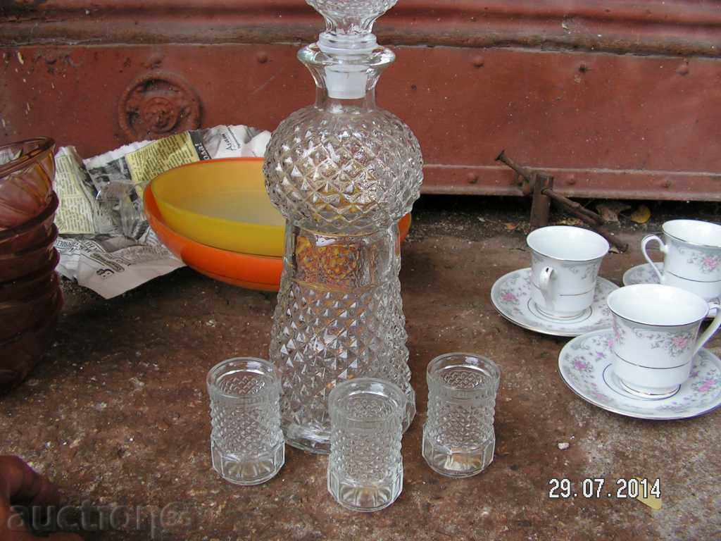 3523. SERVICE GRAPHIC WITH THREE BLACK MASSIVE GLASS with price 10.00 BGN | € 5.11 3523. SERVICE GRAPHIC WITH THREE BLACK MASSIVE GLASS with price 10.00 BGN | € 5.11