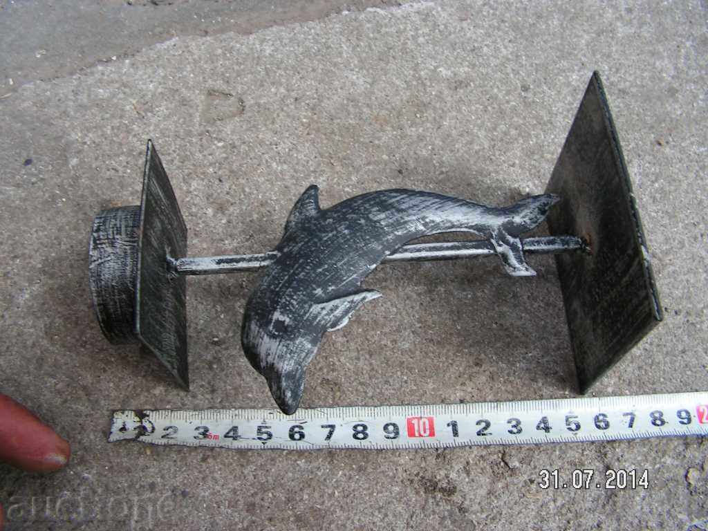 3547. Sfeșnic METAL DOLPHIN cu preț 10.00 BGN | € 5.11 3547. Sfeșnic METAL DOLPHIN cu preț 10.00 BGN | € 5.11